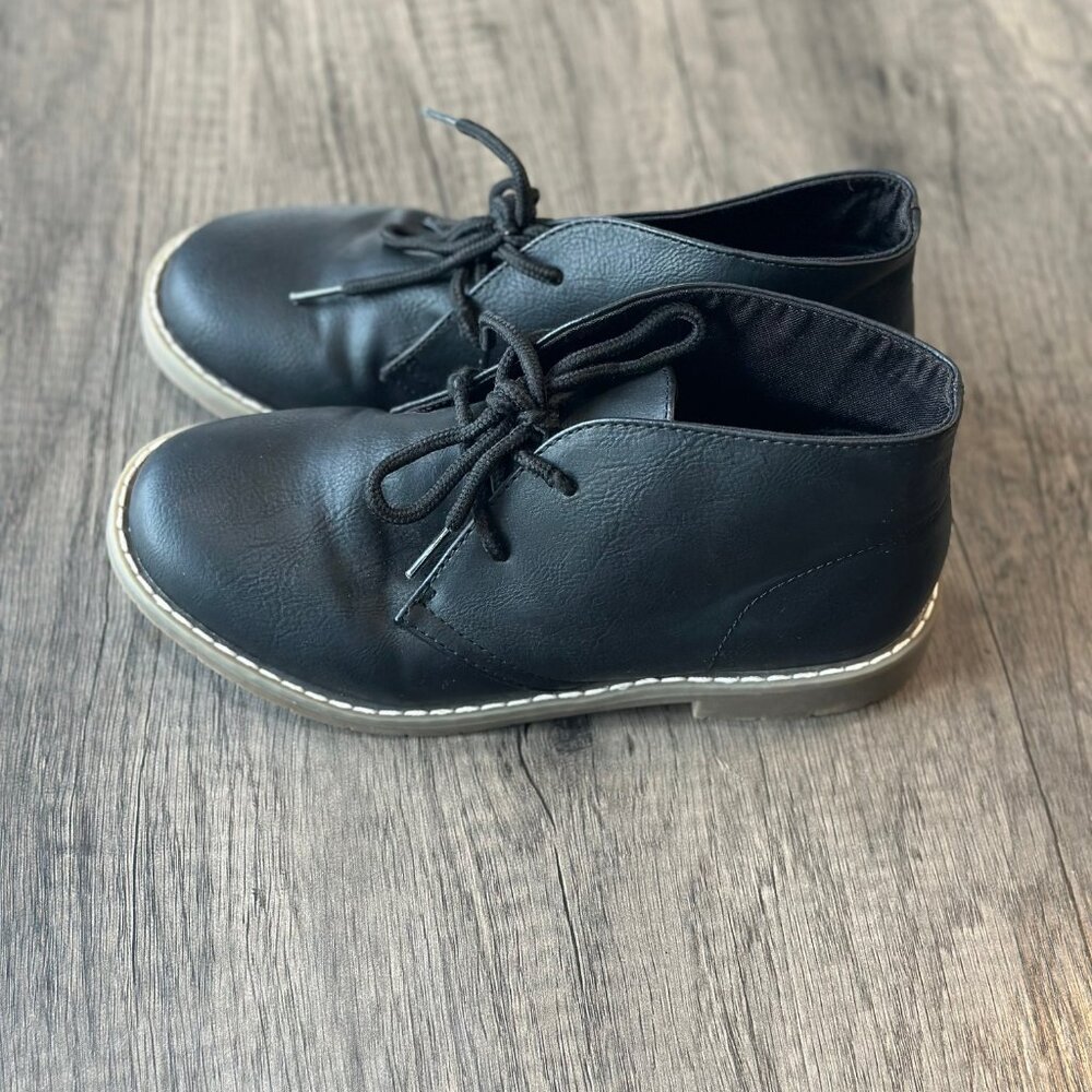 Boys Hi Top Dress Shoes Size 4